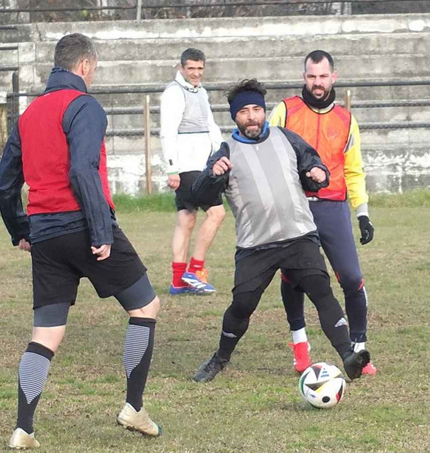 Ηχηρό μήνυμα ανθρωπιάς από τα Τρίκαλα 2011, «Αναλώσιμους» και φίλους