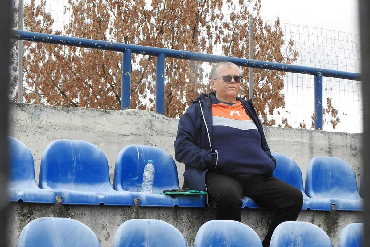 Αφιερωμένη στον Κώστα Χαρίση