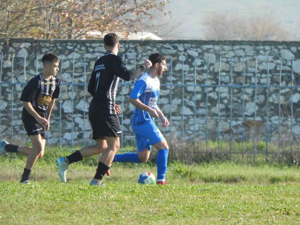 Σημαντικό προβάδισμα Μεγαλοχωρίου: Kέρδισε στη Φαρκαδόνα 0-1