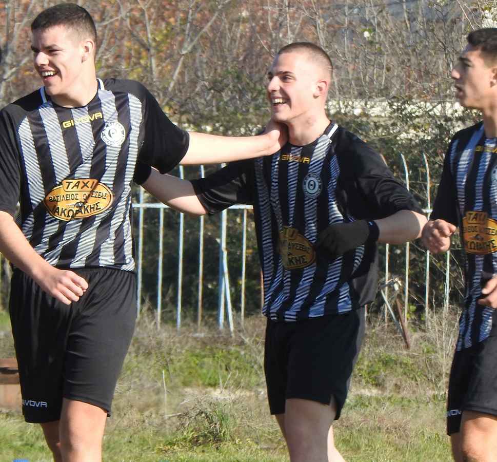 Σημαντικό προβάδισμα Μεγαλοχωρίου: Kέρδισε στη Φαρκαδόνα 0-1