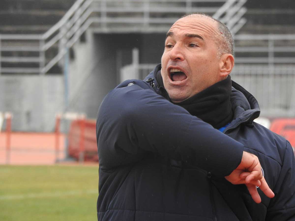 Μπαδήμας «Συγκινητική η προσπάθεια στο β’ ημίχρονο. Δουλειά για να βελτιώσουμε την εικόνα μας»