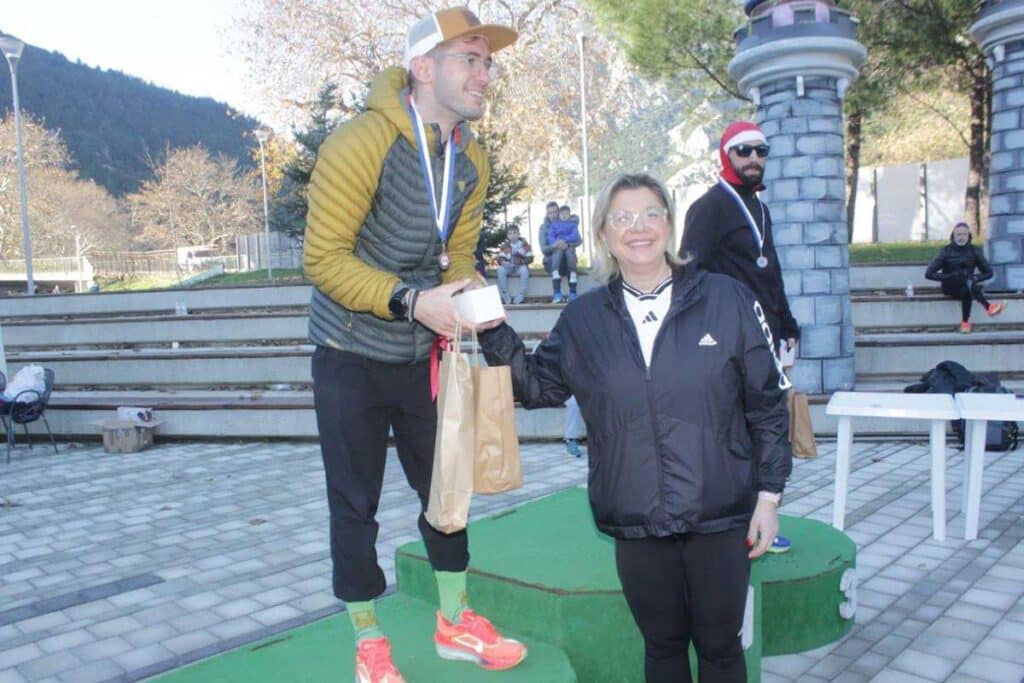 Με επιτυχία το 2ο Santa Run Πύλης 2025 με εκατοντάδες δρομείς