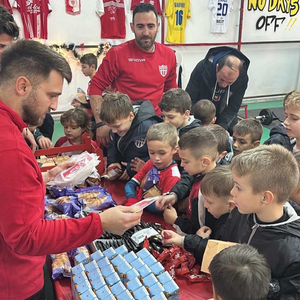 ΑΕΤ: Τα πρώτα Χριστούγεννα της Ακαδημίας