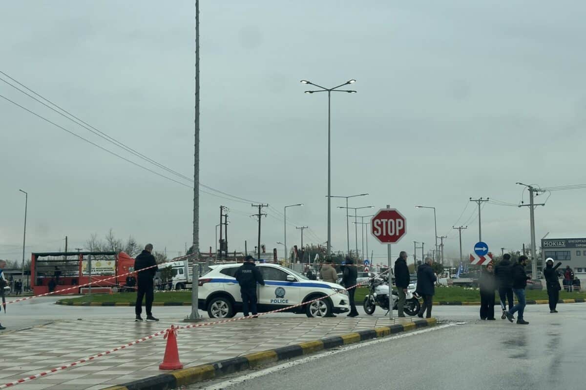 Αγρότες τώρα στον κόμβο Μεγαλοχωρίου – Κίνηση με οδηγίες της Αστυνομίας