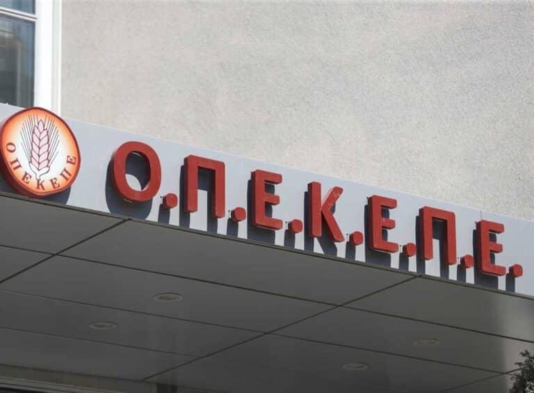 Πληρωμές αγροτών 2025: Ανακοινώσεις χωρίς τέλος, μπλόκα σταθερά