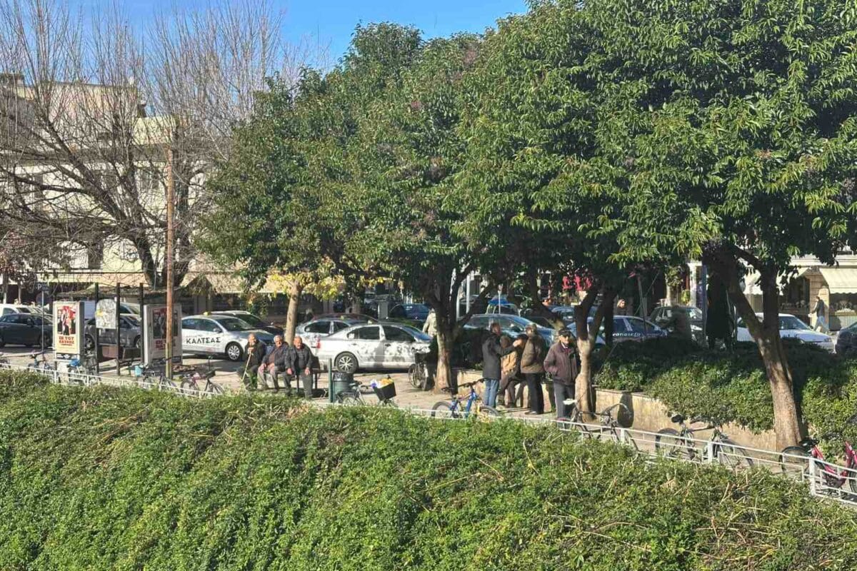Τρίκαλα: Από «μόνιμοι της πλατείας» έγιναν… «μόνιμοι του Ληθαίου»