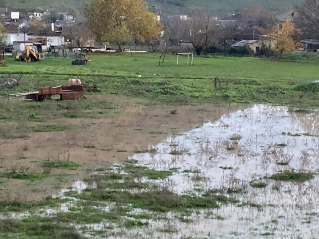 Κεραμίδι Τρικάλων: Νερά ξαναμπαίνουν από το ανάχωμα του «Ντάνιελ»