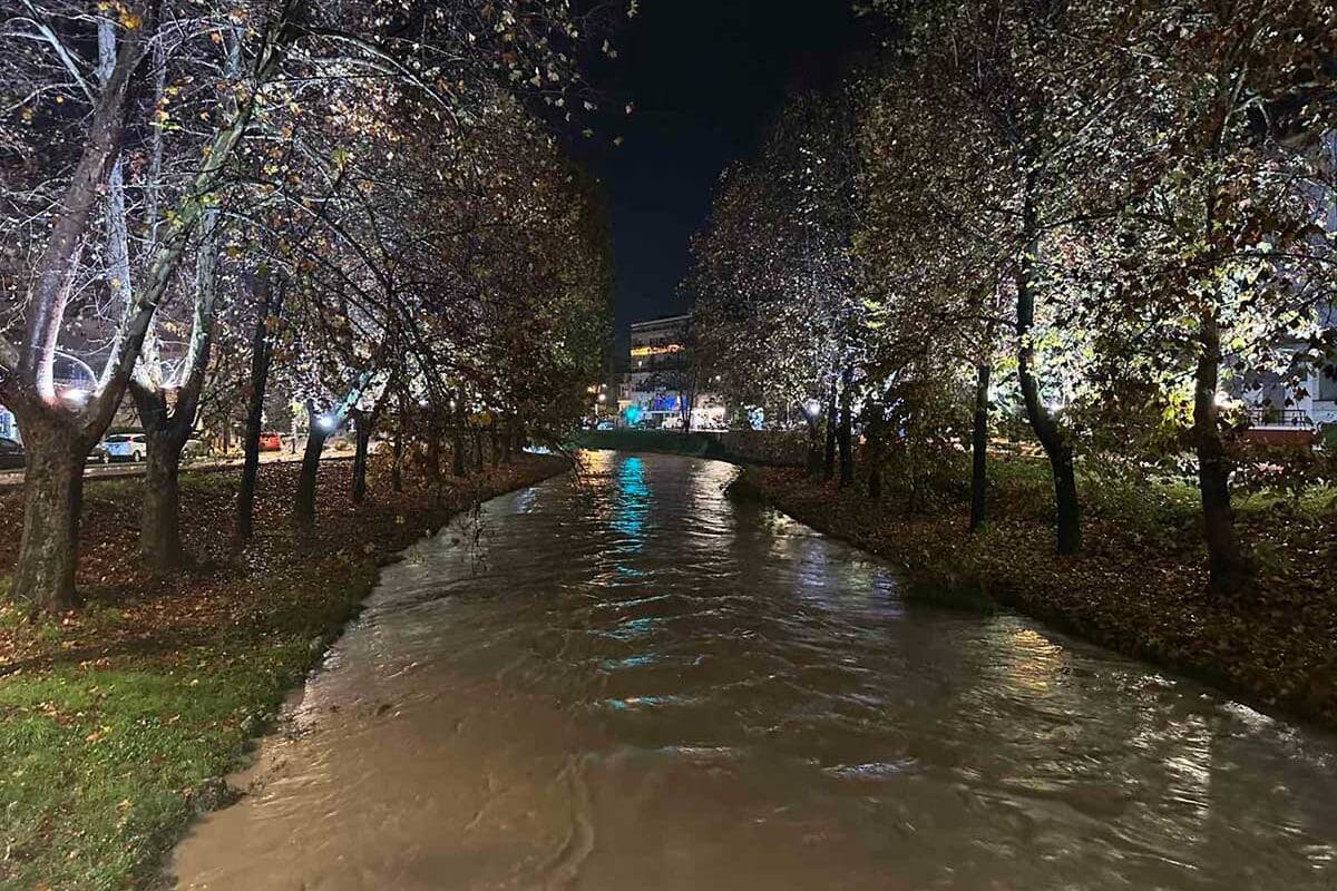 Ληθαίος ποταμός: Φούσκωσε αλλά αντέχει