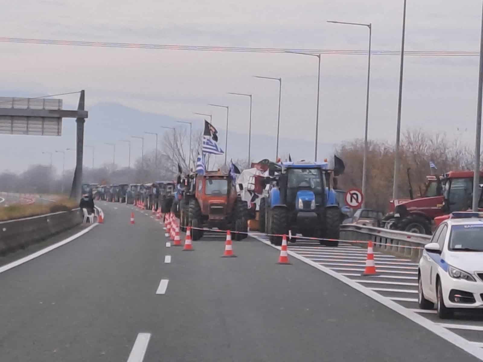 Γολγοθάς για Τρικαλινούς στον δρόμο για Θεσσαλονίκη – Μεγάλες καθυστερήσεις στα Μάλγαρα