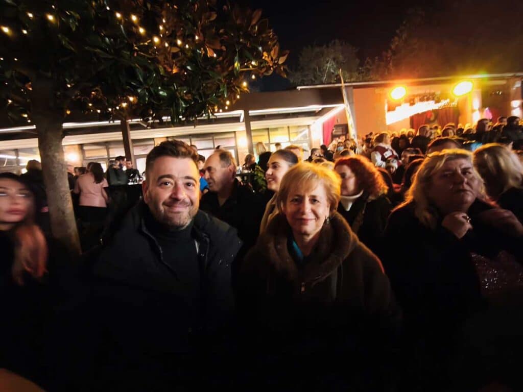 Μαγευτική έναρξη στον 14ο Μύλο των Ξωτικών με drones Πίτερ Παν και Αη Βασίλη