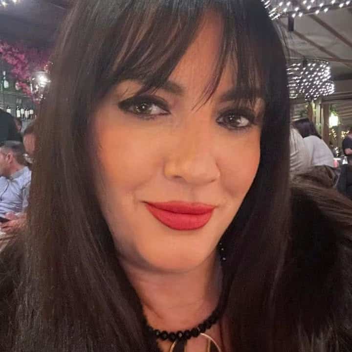 Πρωτοχρονιάτικες ευχές από το Βιβλιοπωλείο Παπαγιάννη