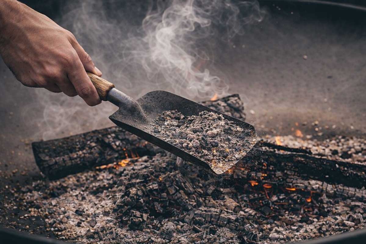 Συστάσεις του Δήμου Τρικκαίων για την ασφαλή απόρριψη στάχτης στους κάδους