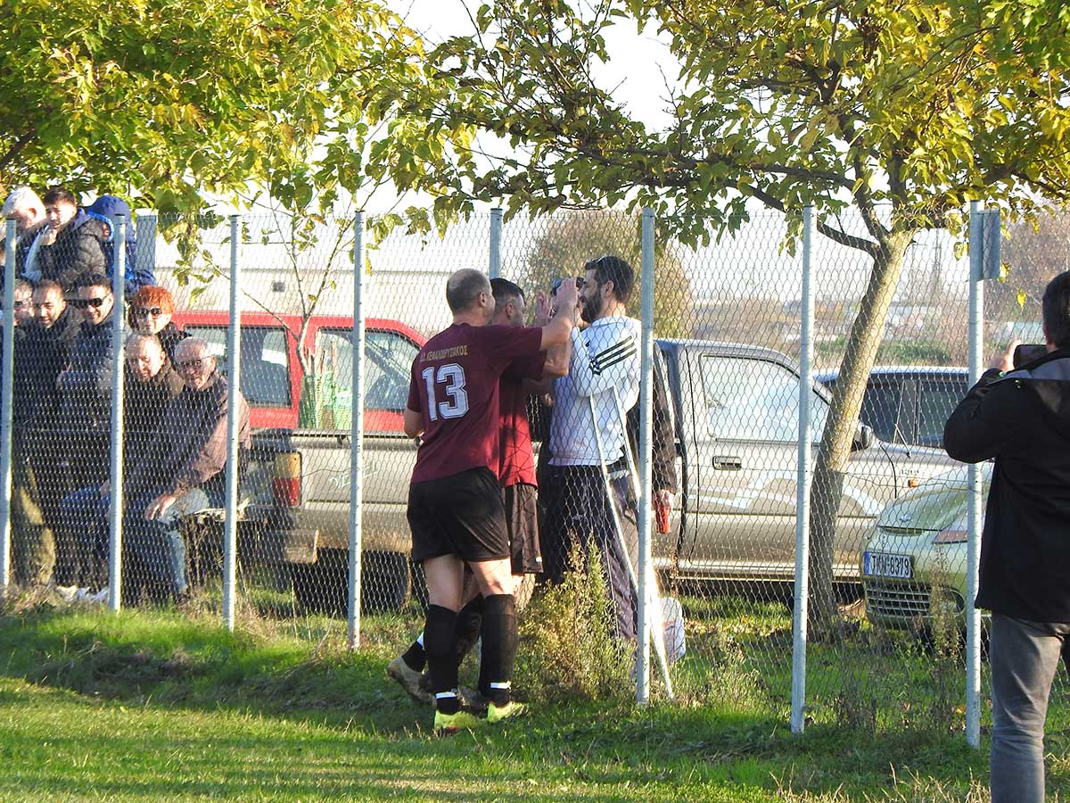 Γκολ, ισοπαλία και αφιέρωση στον Μπαλάφα