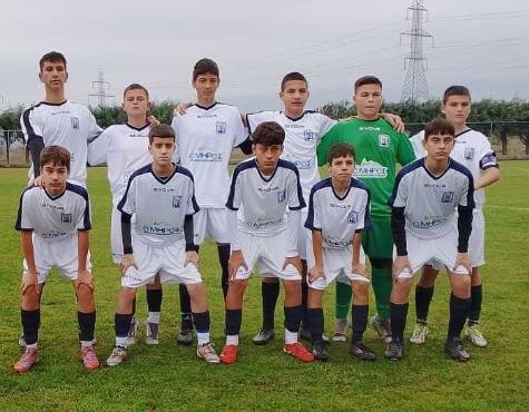 Αφιερωμένη στον Κώστα Χαρίση