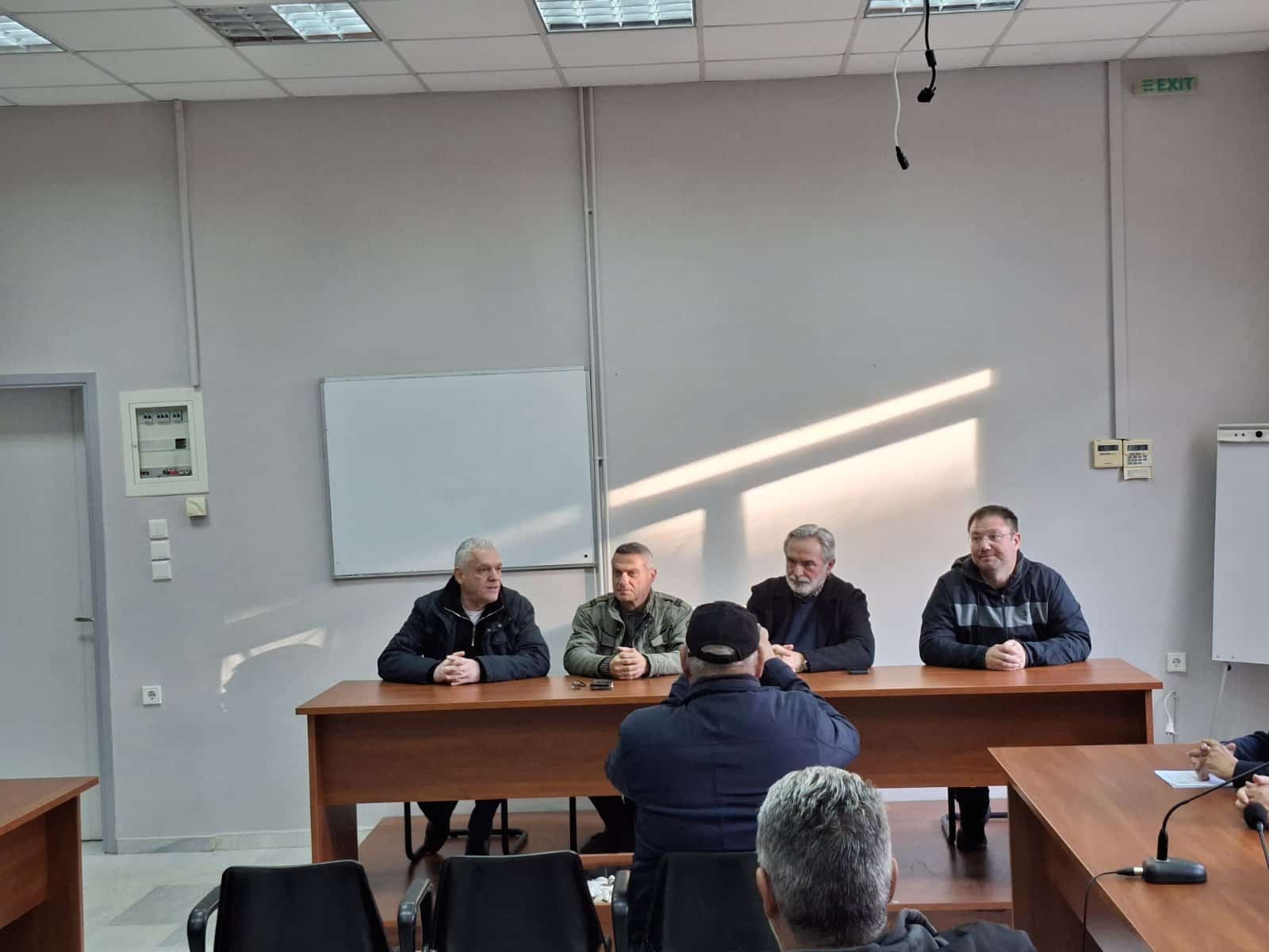 Συνάντηση του Εργατικού Κέντρου με Πανελλαδική Επιτροπή στρατιωτικών