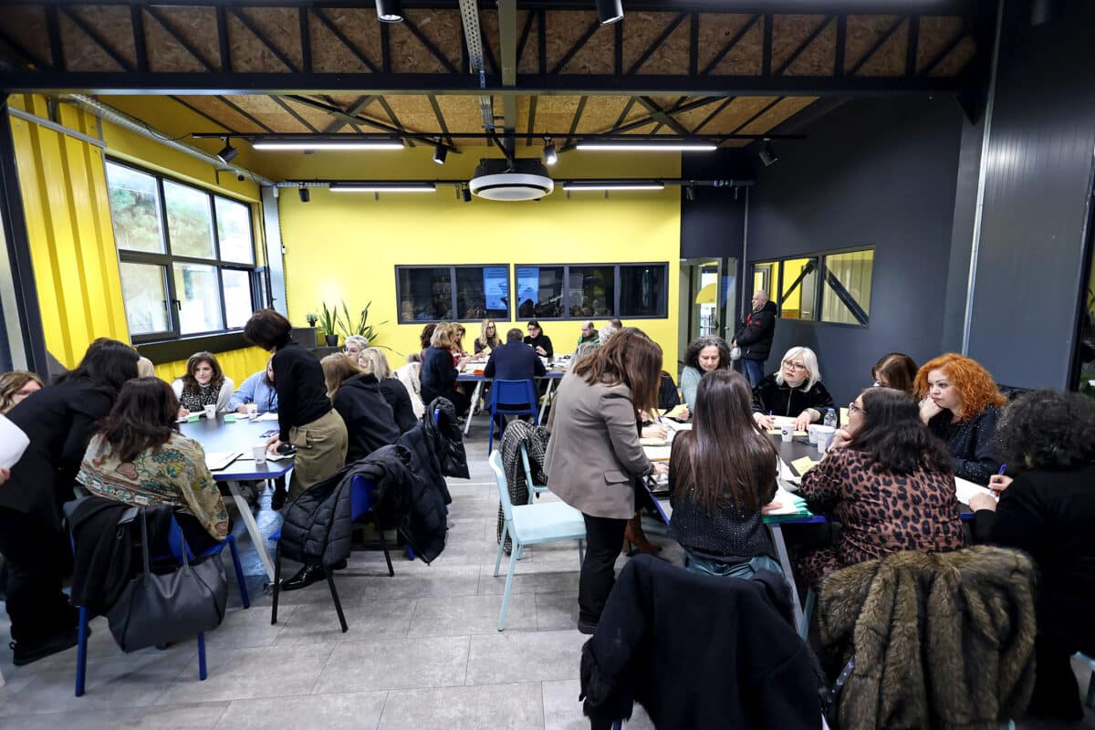 Θεσσαλία: Κοινωνική καινοτομία και λιγότερη γραφειοκρατία στον δημόσιο τομέα