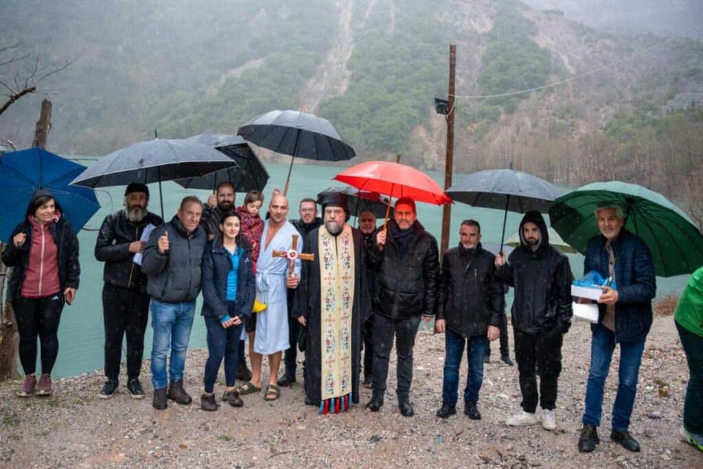 Με λαμπρότητα τα Θεοφάνεια στην Ιερά Μονή Παναγίας Σπηλιάς Αγράφων