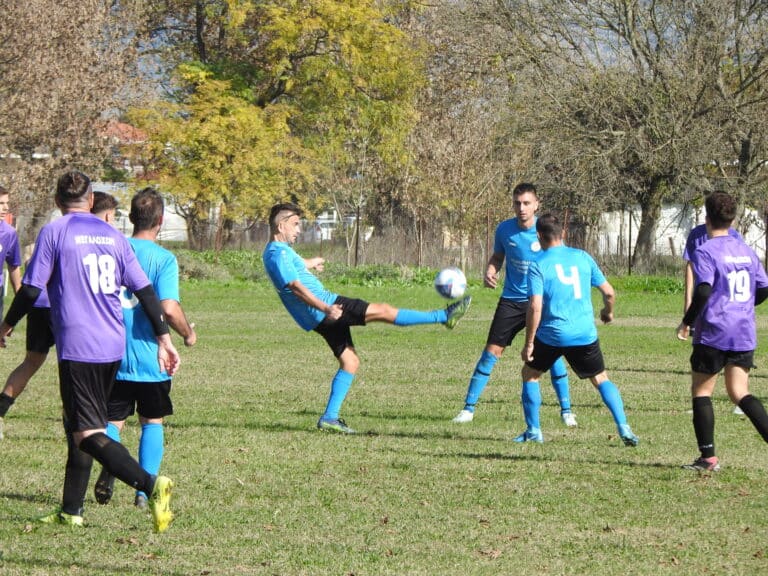 Ενός λεπτού σιγή και με μαύρα περιβραχιόνια οι τοπικοί ποδοσφαιρικοί αγώνες