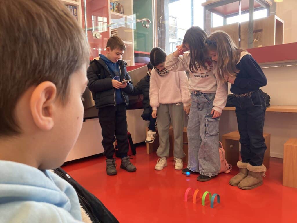 Εκπαιδευτική επίσκεψη του Δημοτικού Σχολείου Οιχαλίας στη Βιβλιοθήκη