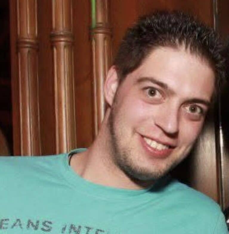 Θρήνος στη Φαρκαδόνα: Ο 36χρονος που βρέθηκε νεκρός στο γήπεδο είναι ο Λεωνίδας Λόιος