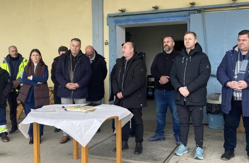 Κοπή πίτας της ΔΕΥΑ Τρικάλων με τον δήμαρχο Νίκο Σακκά