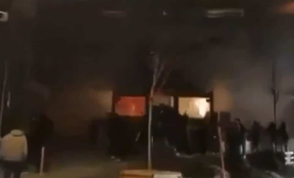 Μαύρη Πρωτοχρονιά στις Άλπεις: Δεκάδες νεκροί από φωτιά σε μπαρ στο Κραν-Μοντανά