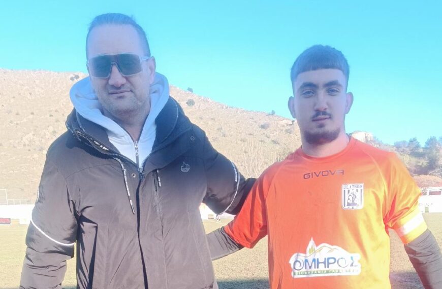 Περήφανος πατέρας ο Αντώνης Καπέλας