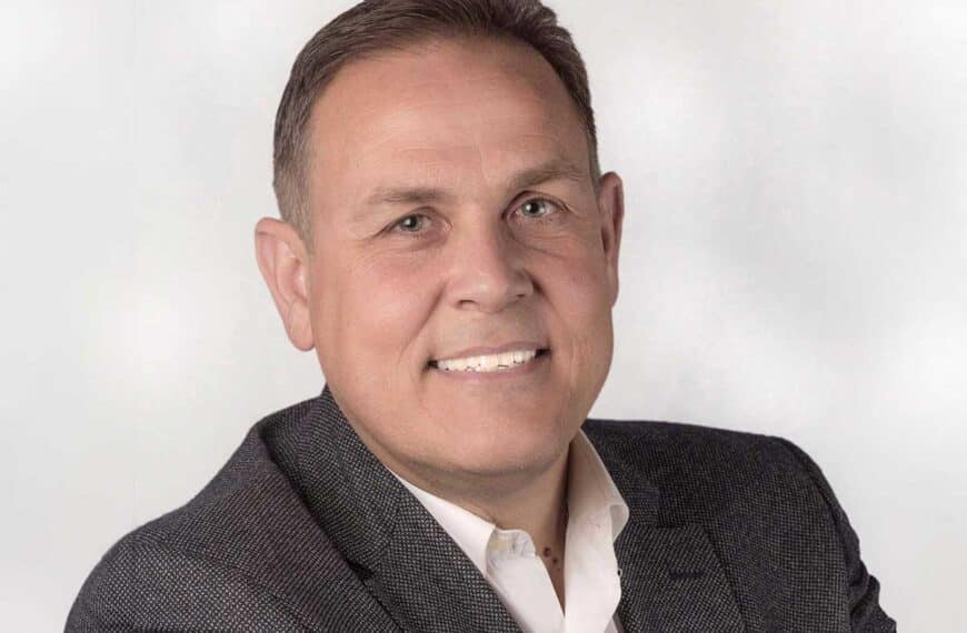 ΣΜΥ ΤΡΙΚΑΛΑ: Ενας δεσμός ζωής σε γκρίζο φόντο 