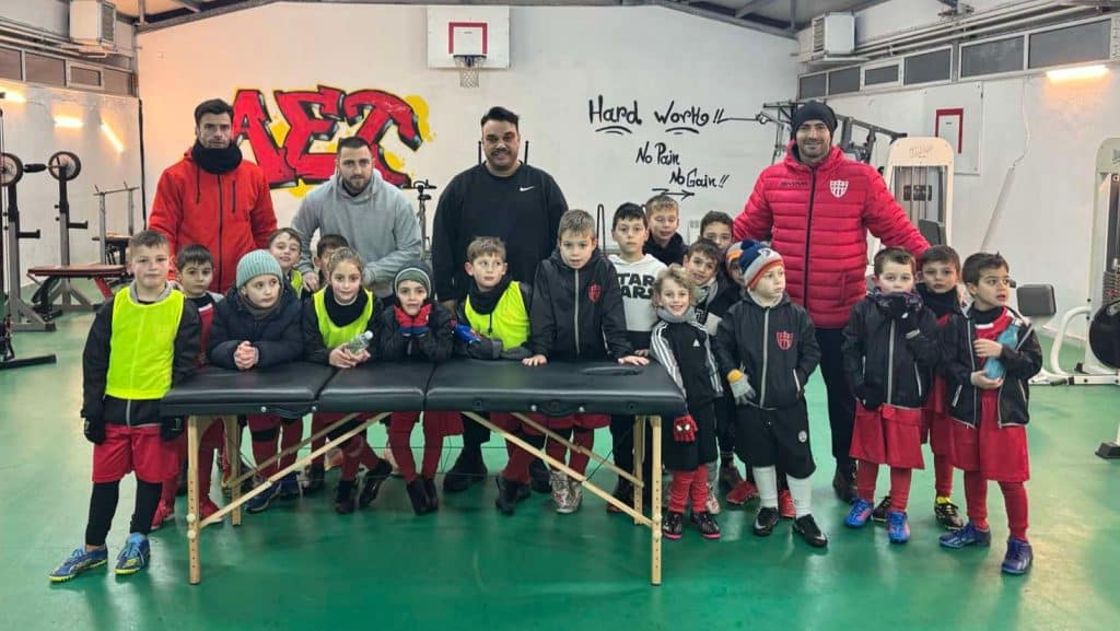 Συνεργασία της Ακαδημίας ΑΕΤ με τον ορθοπαιδικό Αθανάσιο Κουτή