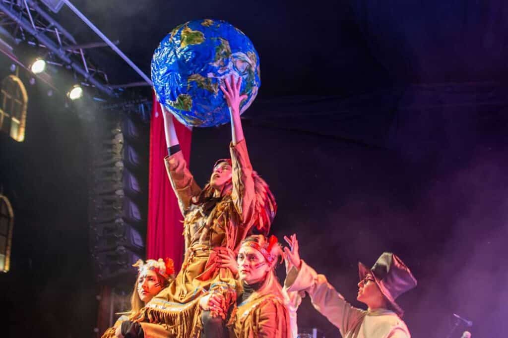 Εικόνες από την εντυπωσιακή τελετή λήξης του 14ου Μύλου των Ξωτικών