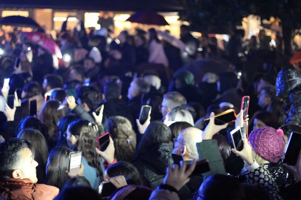 Εικόνες από την εντυπωσιακή τελετή λήξης του 14ου Μύλου των Ξωτικών