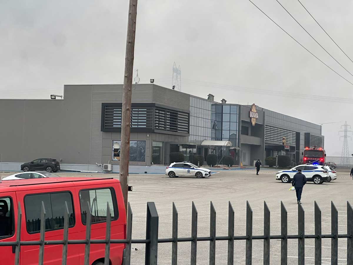 Η σιωπή της οδύνης και ο θόρυβος της βιασύνης στα Τρίκαλα