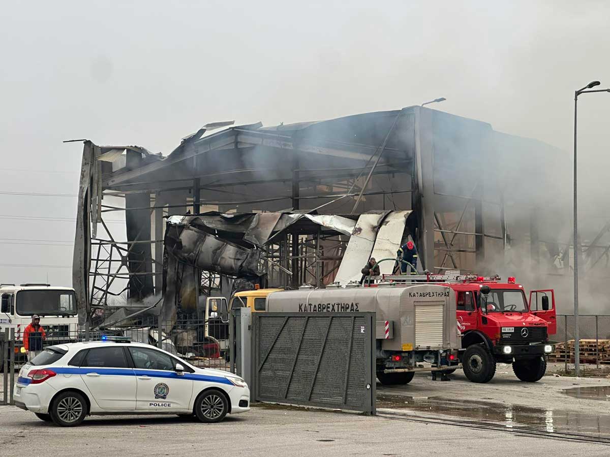 Τρίκαλα: Τέσσερις νεκρές και μία αγνοούμενη από την έκρηξη στη Βιολάντα