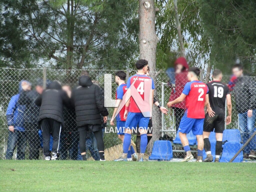 Ένταση ανάμεσα σε φιλάθλους Αστέρα και ΑΟΤ και μικρή διακοπή στον Σταυρό