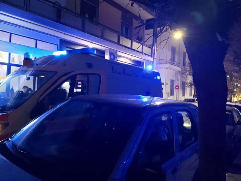 Μαχαίρωμα σε πολυκατοικία στη Λάρισα