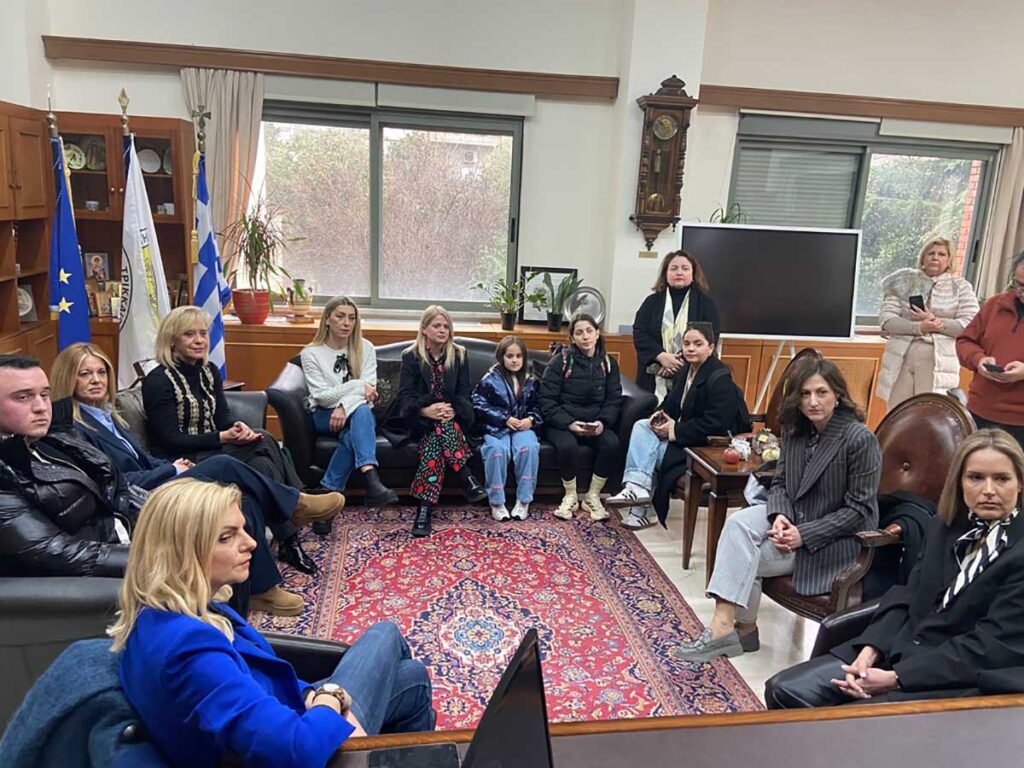 Βραβεία για τους χριστουγεννιάτικους στολισμούς Τρικάλων