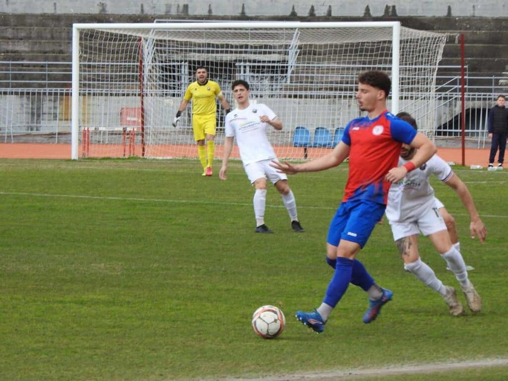 Στην εκπνοή… πατατράκ. ΑΟΤ – Πρόοδος Ρωγών 1-1