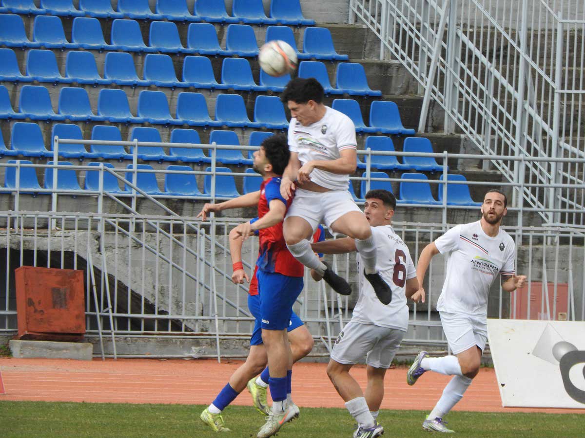 Στην εκπνοή… πατατράκ. ΑΟΤ – Πρόοδος Ρωγών 1-1