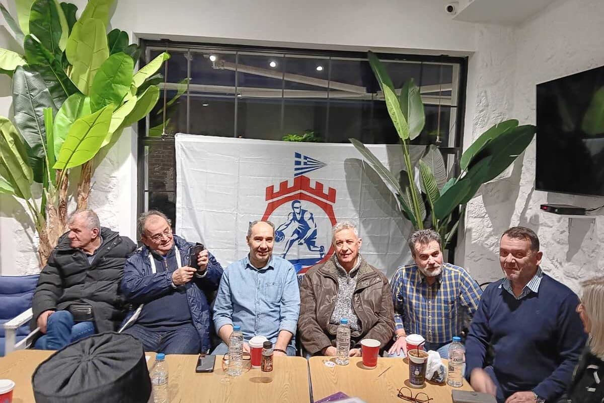 Η πίτα των βετεράνων καλαθοσφαιριστών