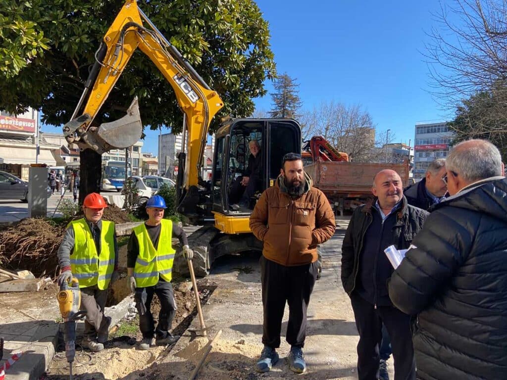 ΔΕΥΑΤ: Παρέμβαση για τα όμβρια σε Αμαλίας και Σαράφη
