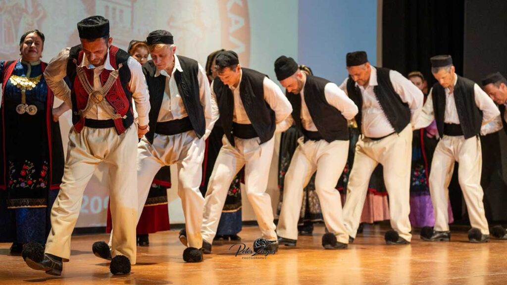 Τρίκαλα: «Χρώματα Παράδοσης» με φιλανθρωπικό σκοπό