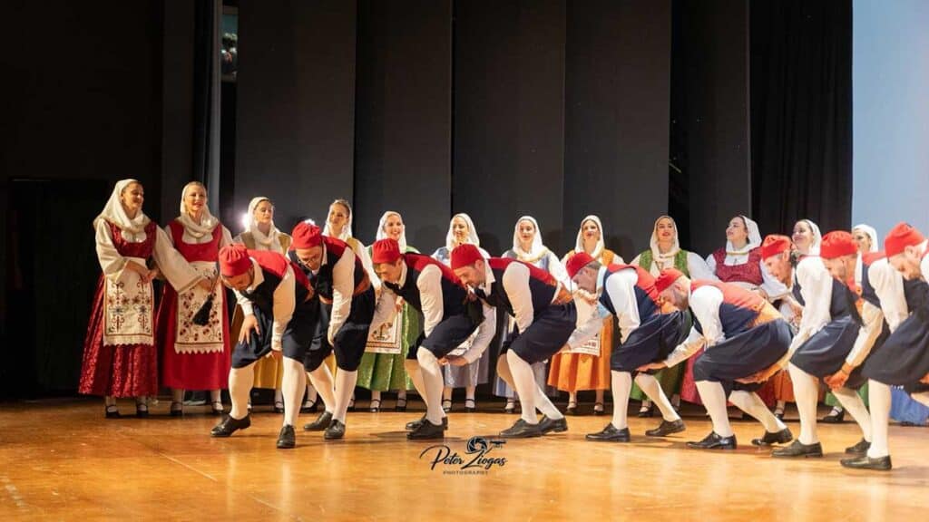 Τρίκαλα: «Χρώματα Παράδοσης» με φιλανθρωπικό σκοπό