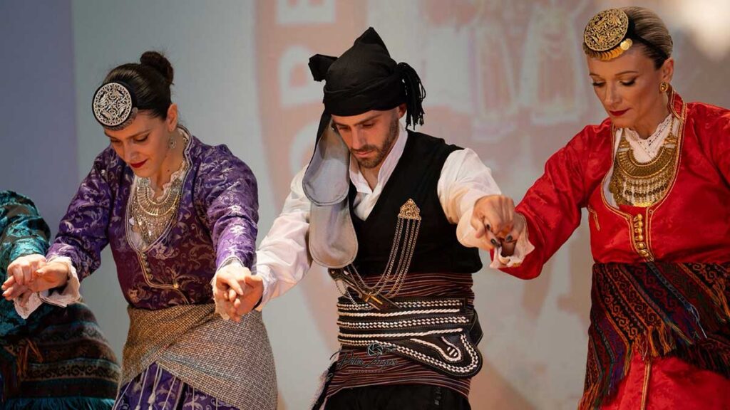 Τρίκαλα: «Χρώματα Παράδοσης» με φιλανθρωπικό σκοπό