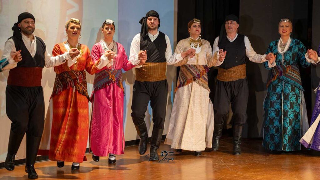 Τρίκαλα: «Χρώματα Παράδοσης» με φιλανθρωπικό σκοπό