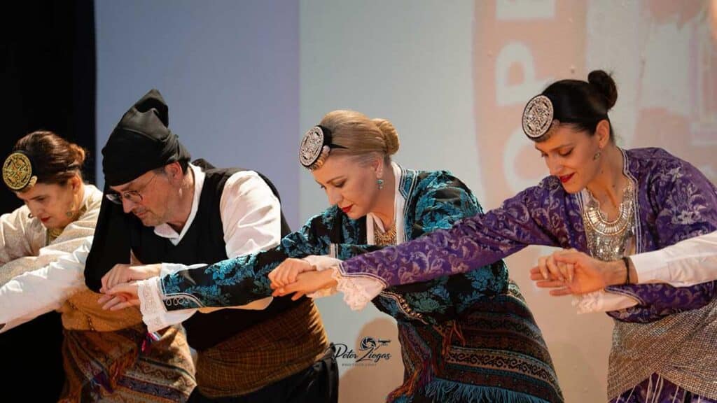 Τρίκαλα: «Χρώματα Παράδοσης» με φιλανθρωπικό σκοπό