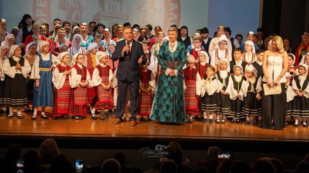 Τρίκαλα: «Χρώματα Παράδοσης» με φιλανθρωπικό σκοπό