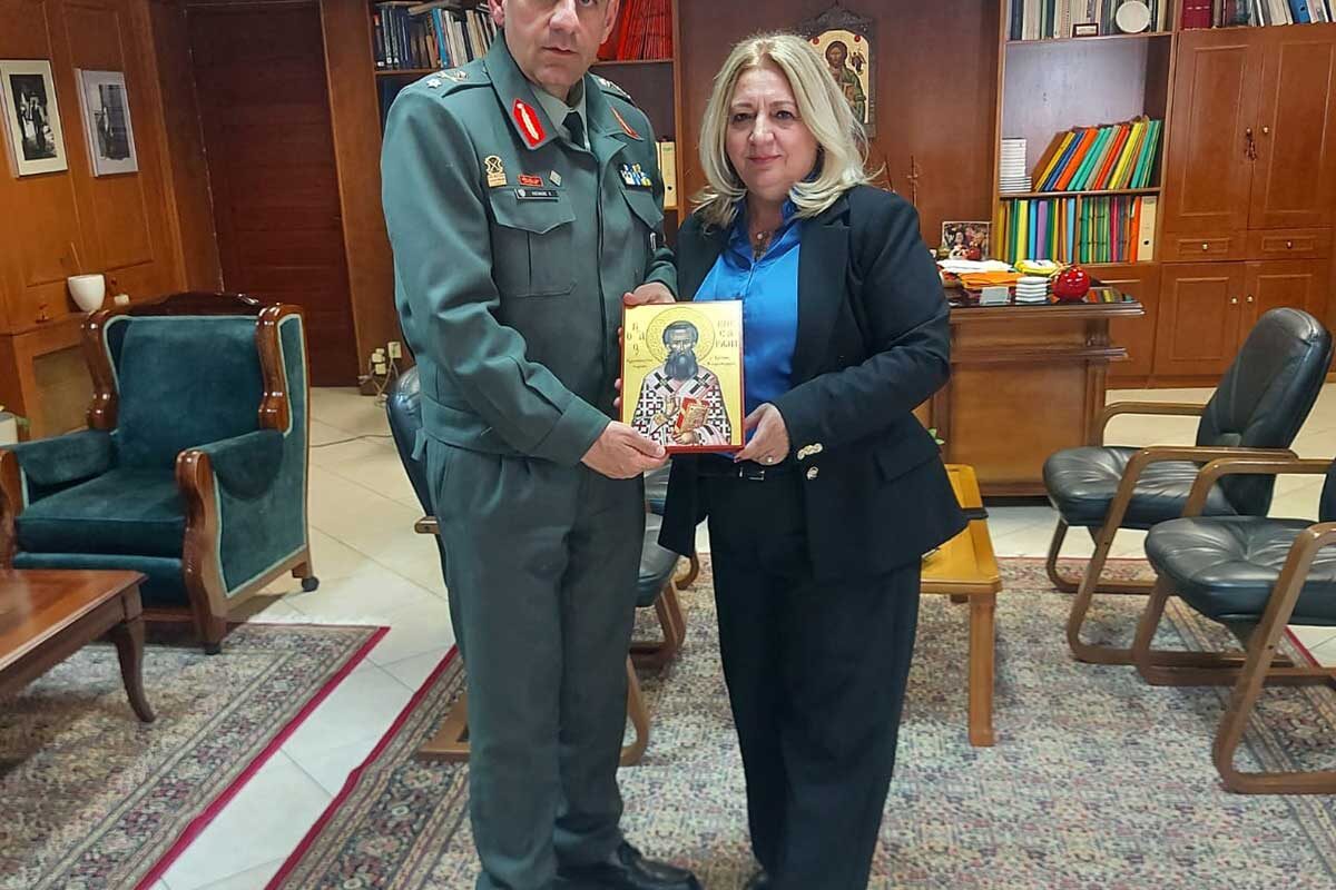 Συνάντηση Ντιντή με τον νέο Διοικητή της ΣΜΥ