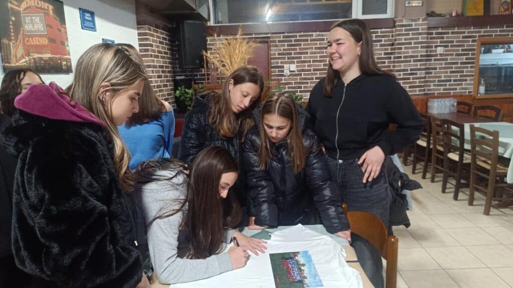 Μοναδικές στιγμές για τα κορίτσια της Μικτής  Κ 15