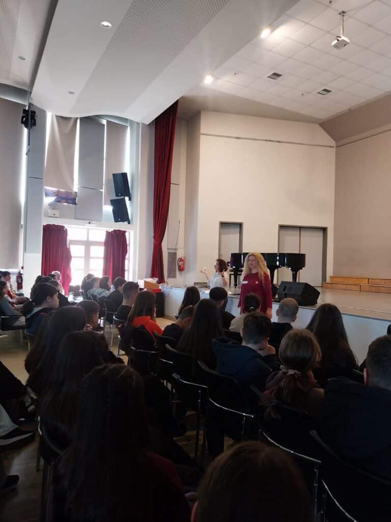 &Epsilon;&nu;&eta;&mu;έ&rho;&omega;&sigma;&eta; &gamma;&iota;&alpha; &tau;&eta;&nu; έ&mu;&mu;&eta;&nu;&omicron; &rho;ύ&sigma;&eta; &sigma;&tau;&omicron; &Mu;&omicron;&upsilon;&sigma;&iota;&kappa;ό &Sigma;&chi;&omicron;&lambda;&epsilon;ί&omicron; &Tau;&rho;&iota;&kappa;ά&lambda;&omega;&nu;