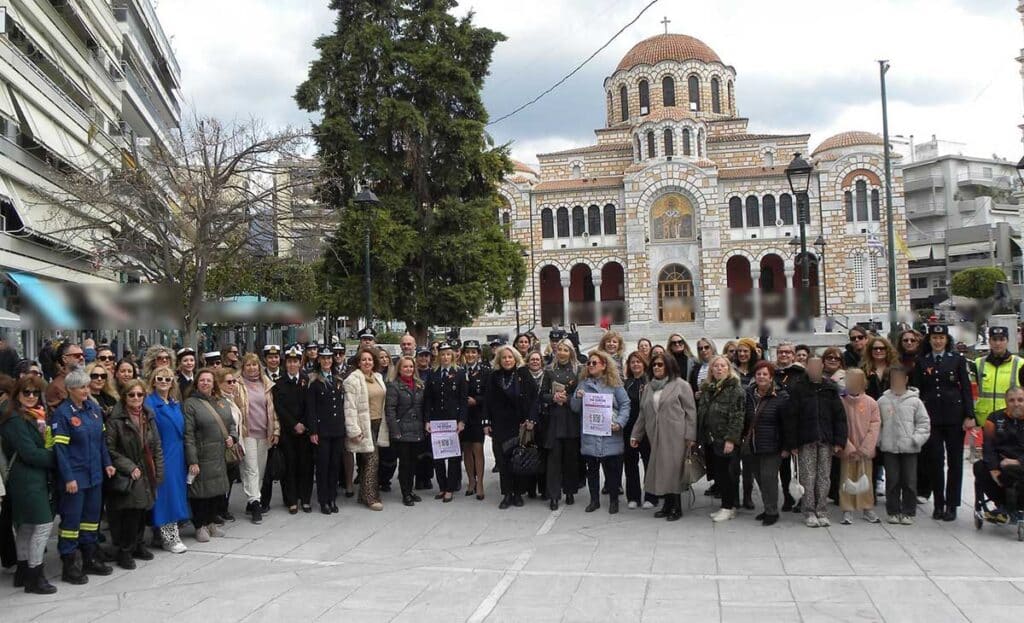 περίπατος κατά της ενδοοικογενειακής βίας Βόλος συμμετοχή πολιτών